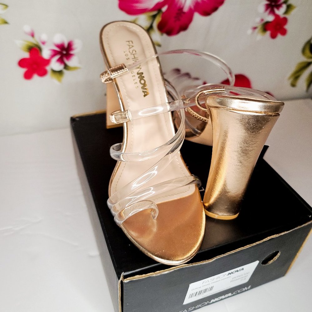 Fashion Nova Drifiting slowly heeled sandals